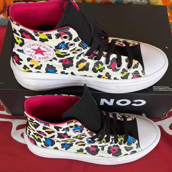 Converse 272376C
CTAS MOVE HI
EGRET/PRIME PINK/BLACK
Chuck Taylor All Star WMNS - Picture 6 of 16